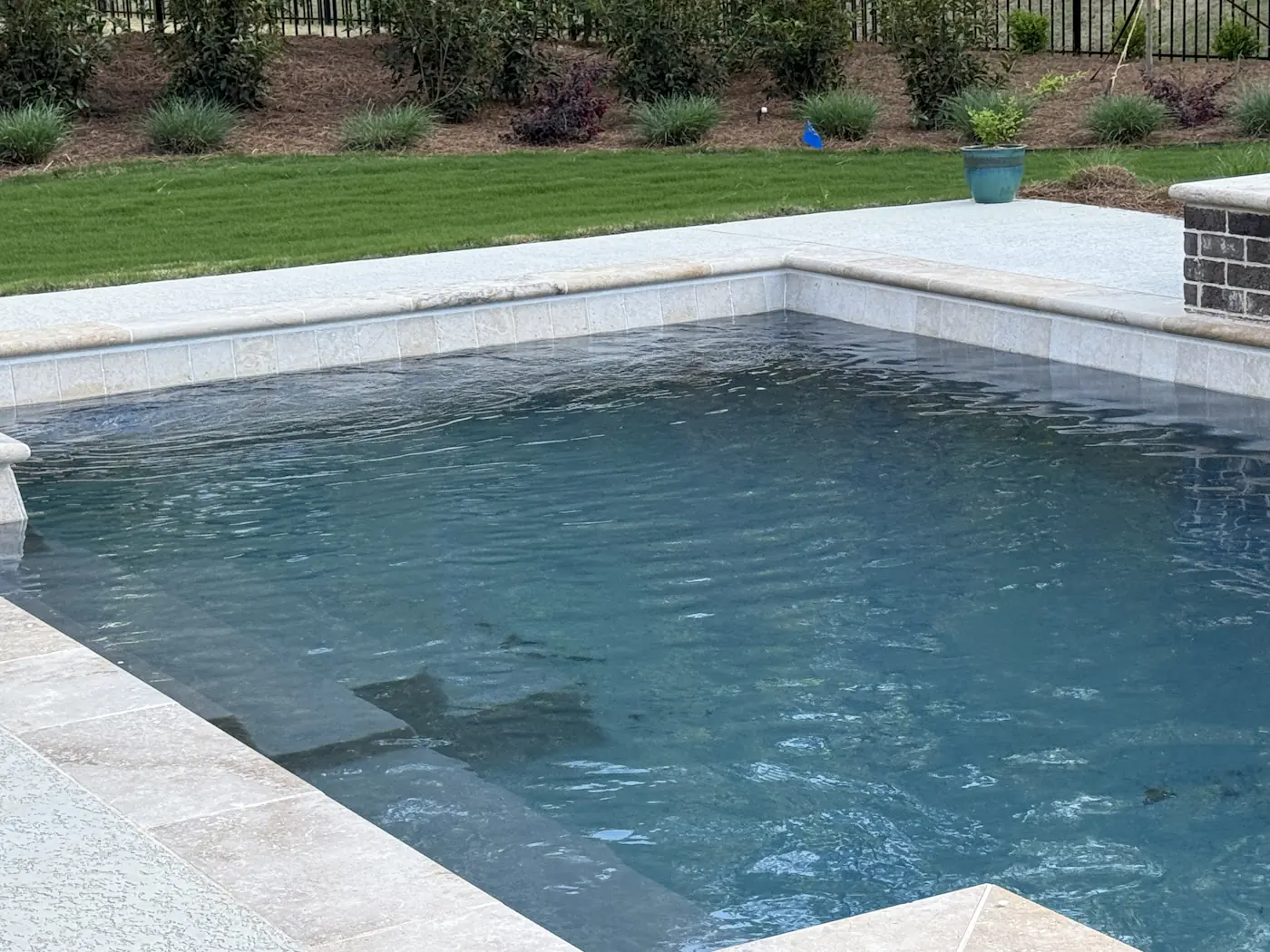 Elegance 26 Graphite Grey Waterline Tile Travertine Sun-Dek