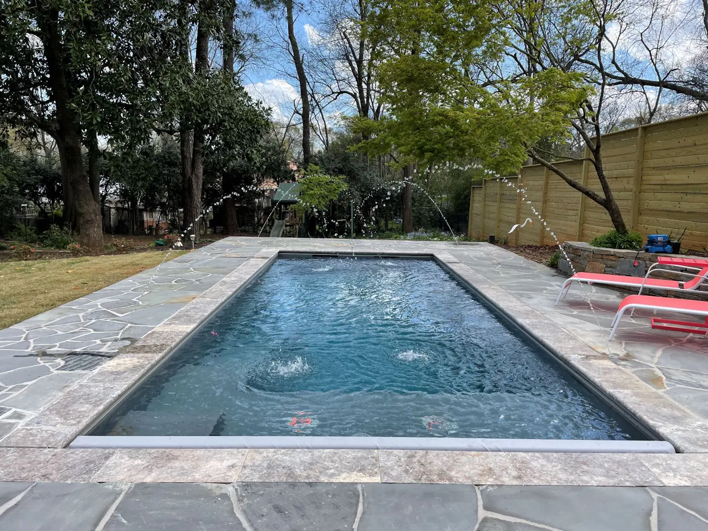 Precision 26 Graphite Grey With Cover Flagstone Travertine