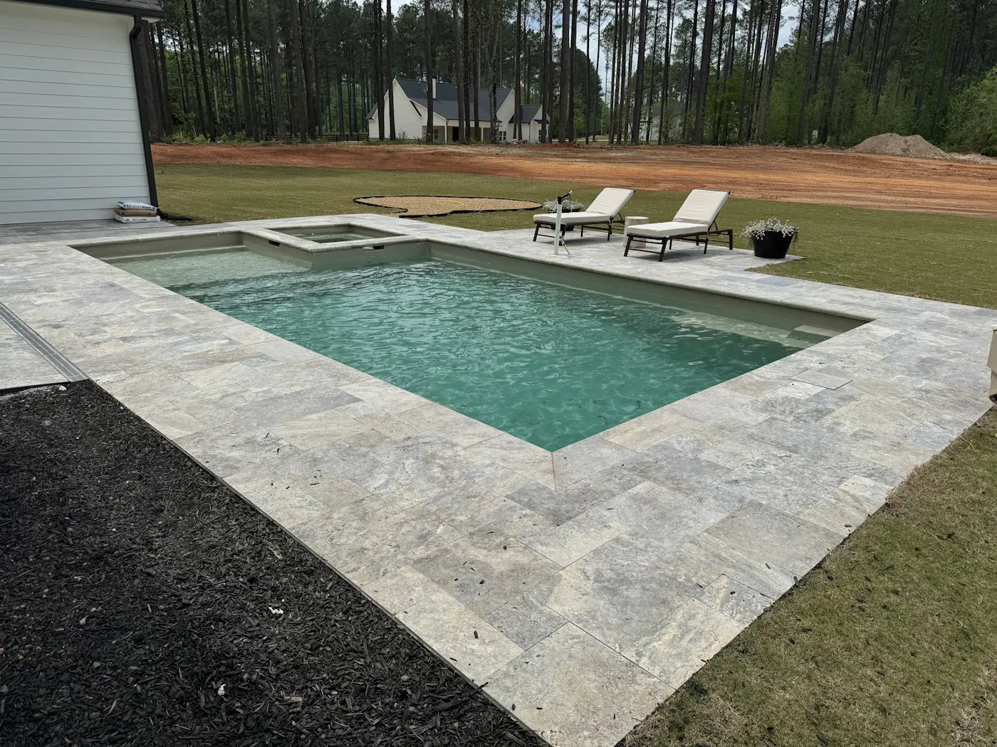 Ultimate 30 Diamond Sand Travertine Deck